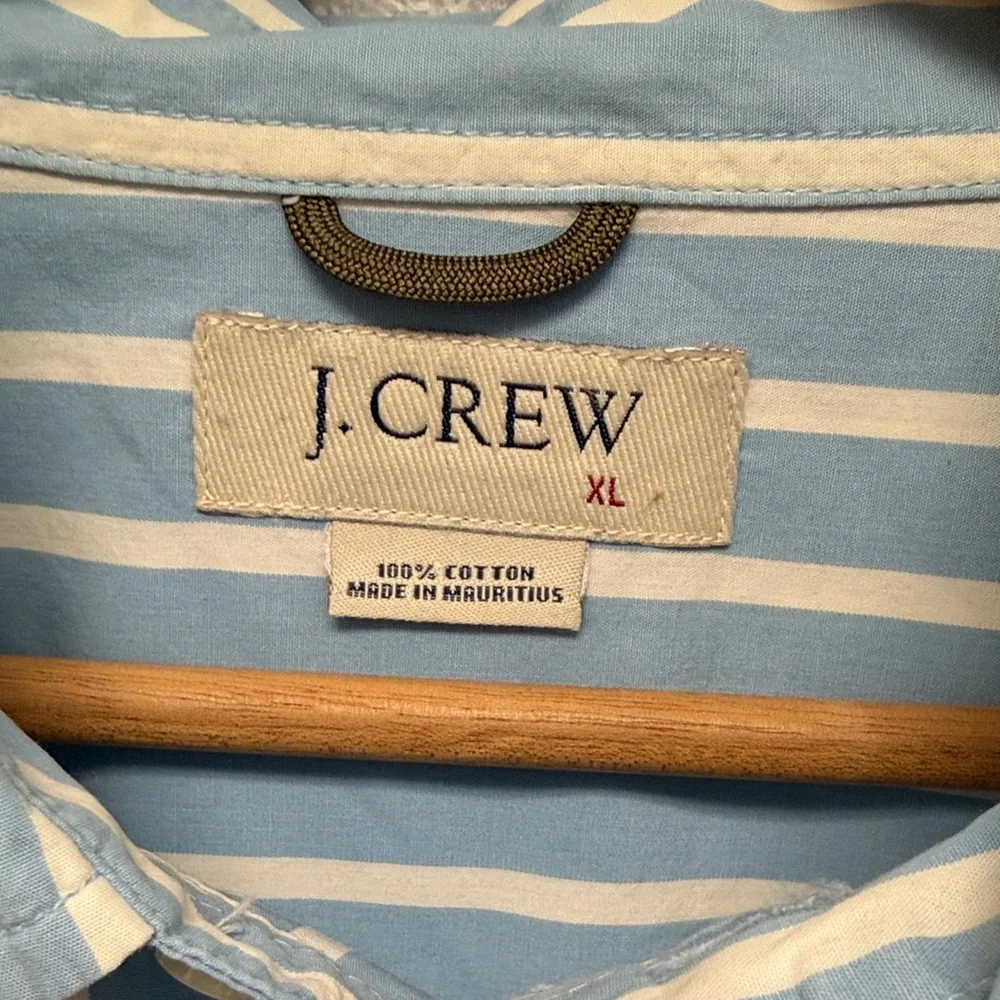 J. Crew Men's Blue and White Striped Button Shirt Size XL Preppy Academia Office
